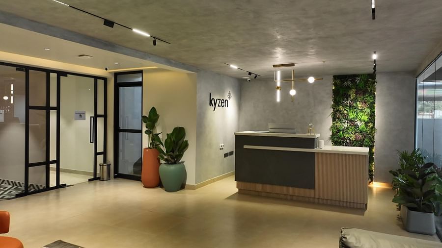 Kyzen Lobby